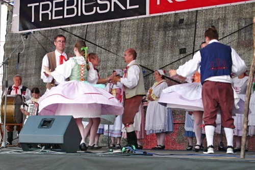 Sukniky krsn vh terlovni roztoen