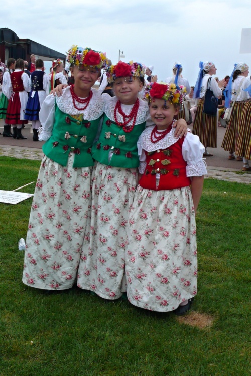 Jedni z mnoha astnk prvodu