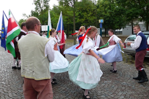 Horal tan Sami dva