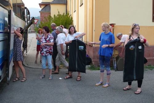 Rychle vechno vyloit, abychom u byli doma